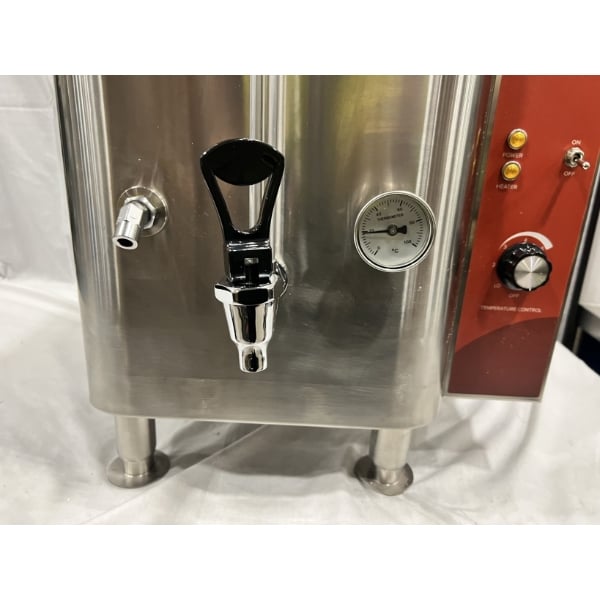 Scratch and Dent Avantco HWD15D 15 Gallon Bulk Hot Water Dispenser - 208/240V, 7,000W