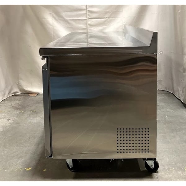 Scratch and Dent Avantco SS-WT-72R-HC 72" Three Door Worktop Refrigerator with 3 1/2" Backsplash