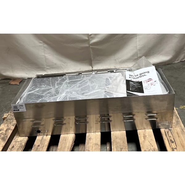 Scratch and Dent Avantco EG36N 36" Electric Countertop Griddle - 208/240V, 7.4 kW-10 kW