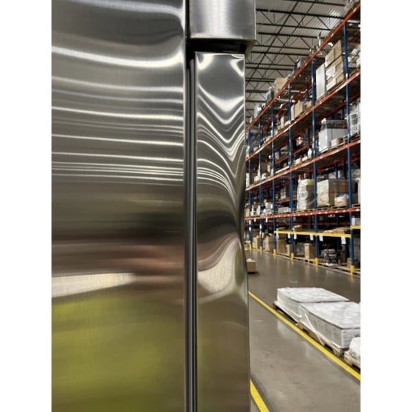 Scratch and Dent Avantco SS-3R-HC 81 5/16" Stainless Steel Solid Door Reach-In Refrigerator
