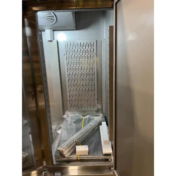 Scratch and Dent Avantco SS-3R-HC 81 5/16" Stainless Steel Solid Door Reach-In Refrigerator