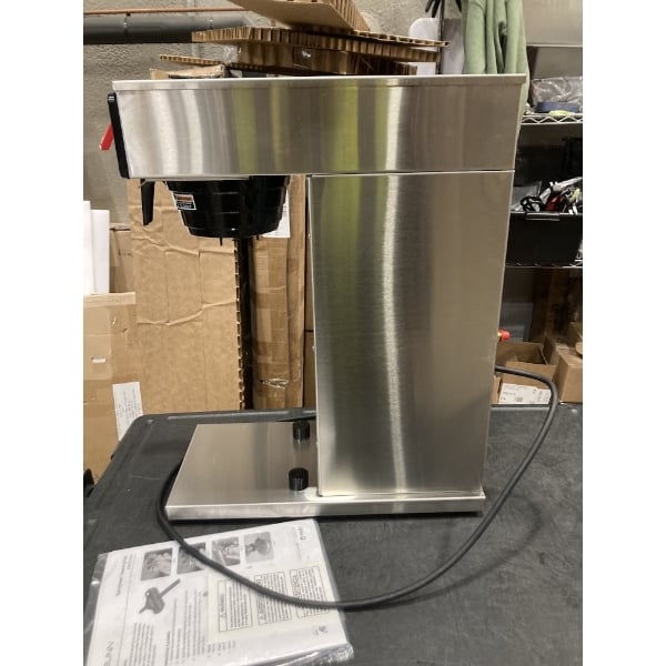 Scratch and Dent Bunn 38700.0010 Axiom DV-APS Airpot Coffee Brewer - 120V/208-240V, 1,500-3,550W