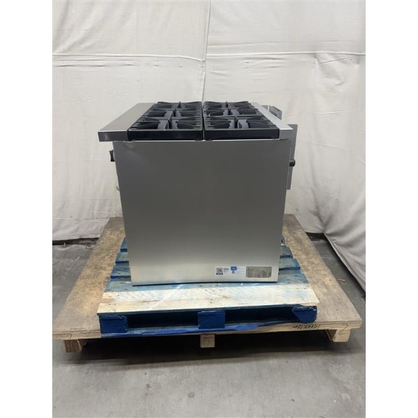 Scratch and Dent Cooking Performance Group S36-N Natural Gas 6 Burner 36" Range with Standard Oven - 210,000 BTU