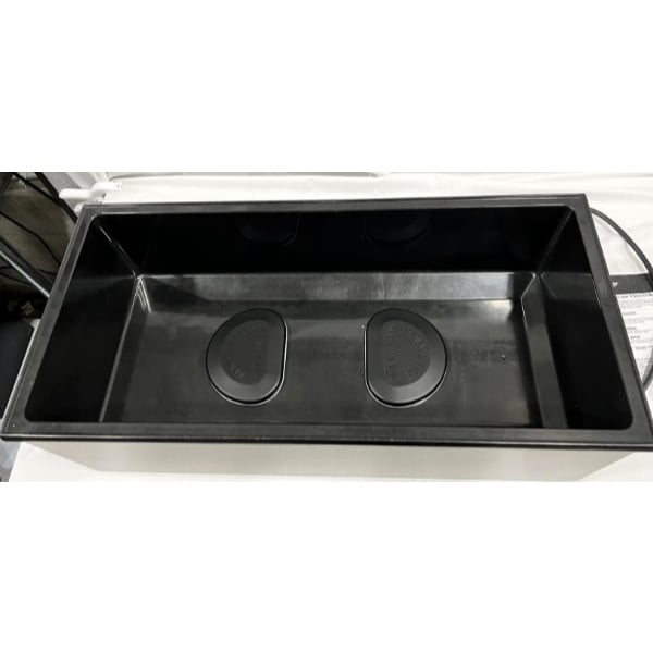 Scratch and Dent Vollrath 72050 Cayenne 28 3/4" x 13 3/4" Heat 'n Serve 4/3 Size Countertop Food Rethermalizer - 120V, 1600W