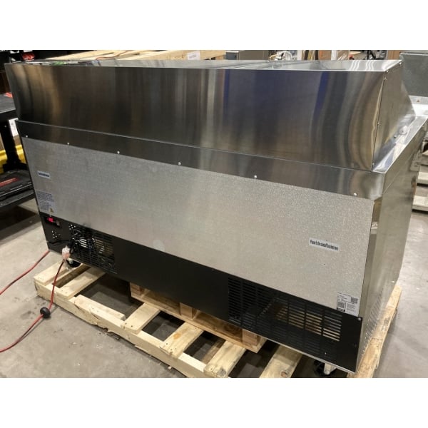 Scratch and Dent Avantco APT-71M-HC 70" 3 Door Mega Top Refrigerated Sandwich Prep Table