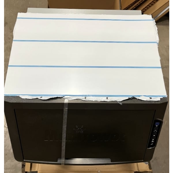 Scratch and Dent Manitowoc UYP0140A-161B NEO 26" Air-Cooled Undercounter Half Dice Cube Ice Machine with 90 lb. Storage Bin - 150 lb., 115V