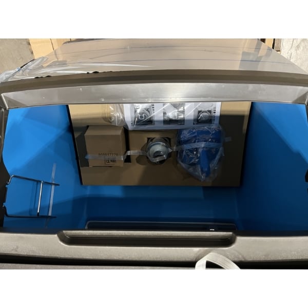 Scratch and Dent Manitowoc UYP0140A-161B NEO 26" Air-Cooled Undercounter Half Dice Cube Ice Machine with 90 lb. Storage Bin - 150 lb., 115V