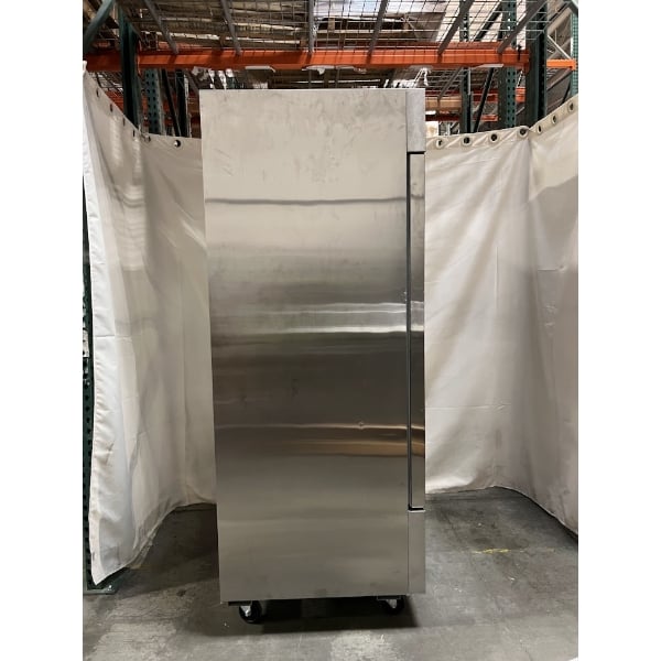 Scratch and Dent Avantco A-49R-HC 54" Solid Door Reach-In Refrigerator