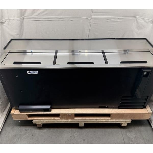 Scratch and Dent Avantco HBB-80-HC 80" Black Horizontal Bottle Cooler