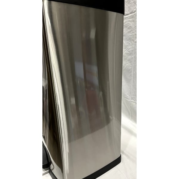 Scratch and Dent Rubbermaid® 1901999 Slim Jim Stainless Steel Black Accent Front Step-On Rectangular Trash Can with Single Rigid Plastic Liner - 96 Qt. / 24 Gallon