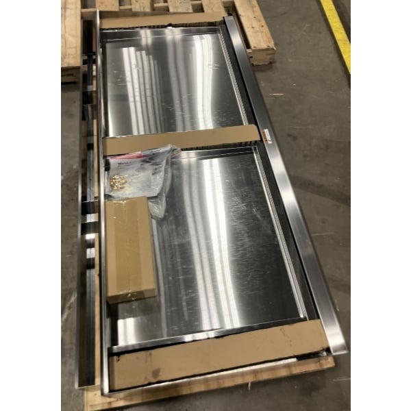 Scratch and Dent Cooking Performance Group GT-CPG-60-NL 60" Gas Countertop Griddle with Thermostatic Controls - 150,000 BTU