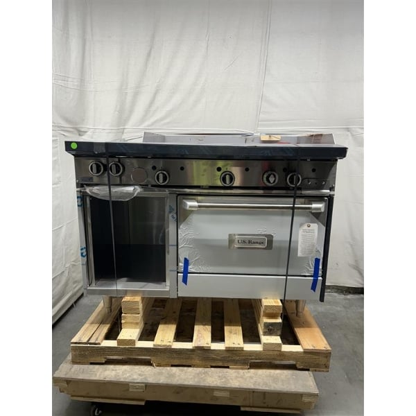 Scratch and Dent U.S. Range U48-2G36RS Natural Gas 2 Burner 48" Range with 36" Manual Griddle, 26" Standard Oven, and Cabinet Base - 156,000 BTU