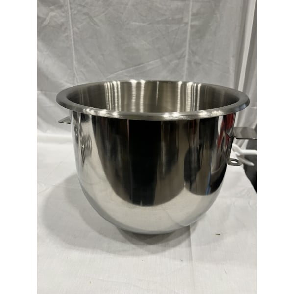 Scratch and Dent MainStreet Equipment CMIX20 20 Qt. Planetary Stand Mixer with Guard & Standard Accessories - 120V, 1 1/2 hp