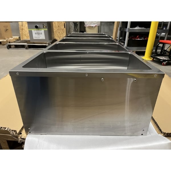 Scratch and Dent Avantco STE-5S Five Pan Open Well Electric Steam Table with Undershelf - 208/240V, 3750W