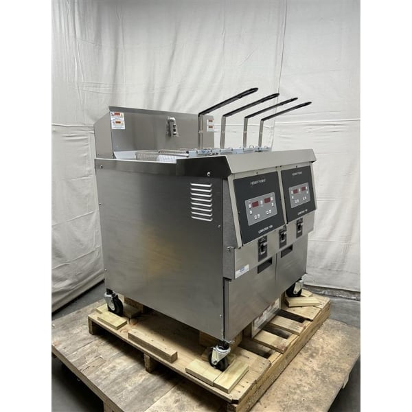 Scratch and Dent Henny Penny OFE-322.03 65 lb. 2-Well Electric Fryer with Computron 1000 Controls - 208V, 3 Phase