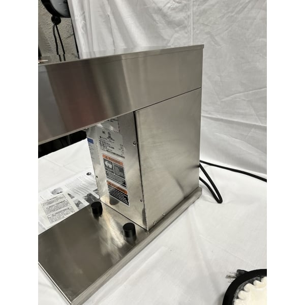 Scratch and Dent Bunn 38700.0011 Axiom DV-TC Thermal Carafe Coffee Brewer - Dual Voltage