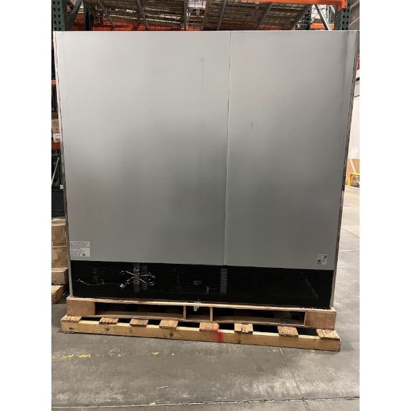 Scratch and Dent Avantco SS-3F-HC 81 5/16" Stainless Steel Solid Door Reach-In Freezer