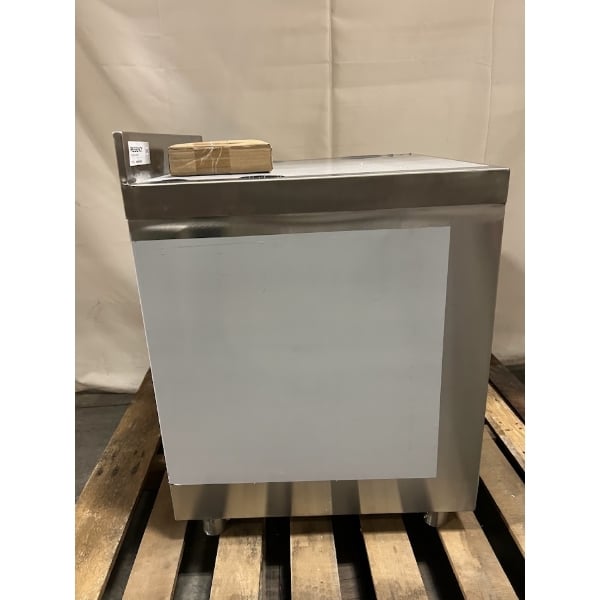 Scratch and Dent Regency Stainless Steel Flat Top Glass Rack Storage Unit - 23" x 24"