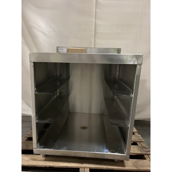 Scratch and Dent Regency Stainless Steel Flat Top Glass Rack Storage Unit - 23" x 24"