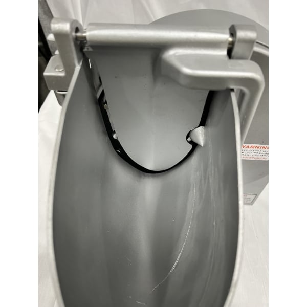 Scratch and Dent Shredder Attachment for Mixers with #22 Hubs
