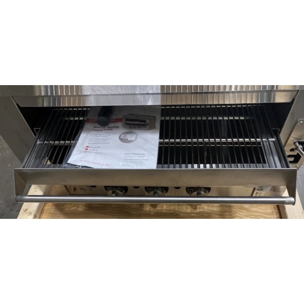 Scratch and Dent Cooking Performance Group S-36-SB-N 36" Natural Gas Infrared Salamander Broiler with 36" Heat Shield and Mounting Brackets - 36,000 BTU
