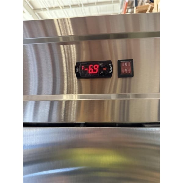 Scratch and Dent Avantco SS-2F-HC 54" Stainless Steel Two Section Solid Door Reach-In Freezer