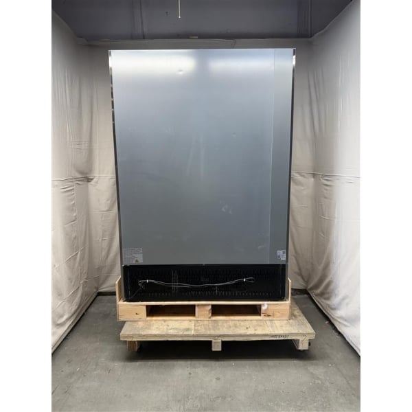 Scratch and Dent Avantco SS-2F-HC 54" Stainless Steel Two Section Solid Door Reach-In Freezer