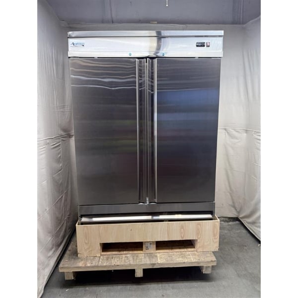 Scratch and Dent Avantco SS-2F-HC 54" Stainless Steel Two Section Solid Door Reach-In Freezer