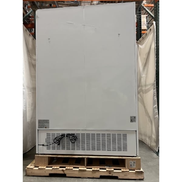 Scratch and Dent Avantco GDC-49-HC 53" White Swing Glass Door Merchandiser Refrigerator with LED Lighting