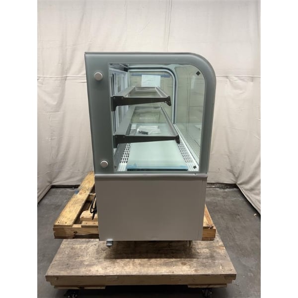 Scratch and Dent Avantco BC-60-HC 60" Curved Glass White Refrigerated Bakery Display Case