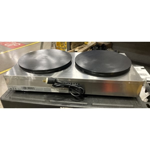 Scratch and Dent Carnival King TCM16DBL 16" Dual Non-Stick Crepe Maker - 208/240V