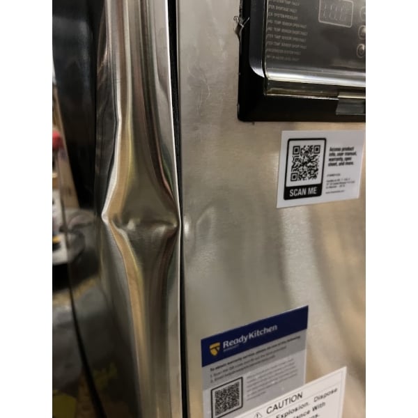 Scratch and Dent Avantco Ice MC-F-430-A 30" Air-Cooled Modular Full Cube Ice Machine - 397 lb., 115V