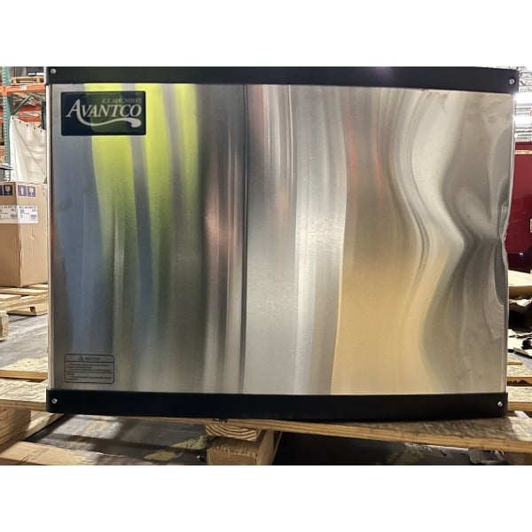Scratch and Dent Avantco Ice MC-F-430-A 30" Air-Cooled Modular Full Cube Ice Machine - 397 lb., 115V