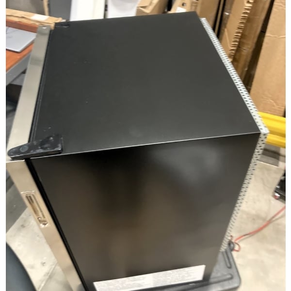 Scratch and Dent Excellence EMM-4HC Black Countertop Display Refrigerator with Swing Door