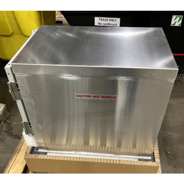 Scratch and Dent Avantco HPI-1812 Undercounter Half Size Insulated Heated Holding / Proofing Cabinet with Clear Door - 120V