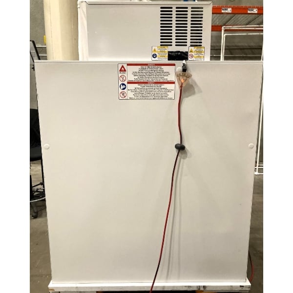Scratch and Dent Leer 40CSL-R290 50 1/2" Outdoor Cold Wall Ice Merchandiser with Slanted Front and Galvanized Steel Door