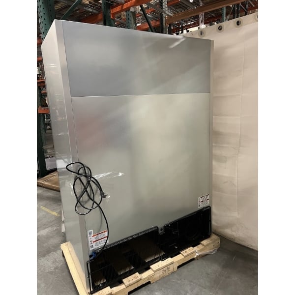 Scratch and Dent True T-49-HC 54 1/8" Solid Door Reach-In Refrigerator