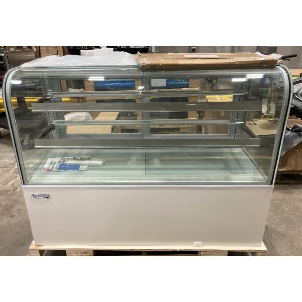 Scratch and Dent Avantco BC-60-HC 60" Curved Glass White Refrigerated Bakery Display Case