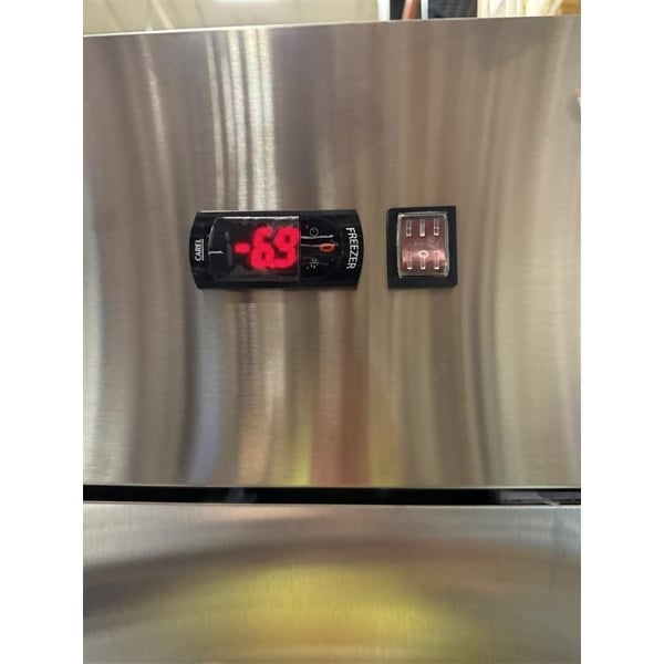 Scratch and Dent MainStreet Equipment BMR-49-F 54" Solid Door Reach-In Freezer
