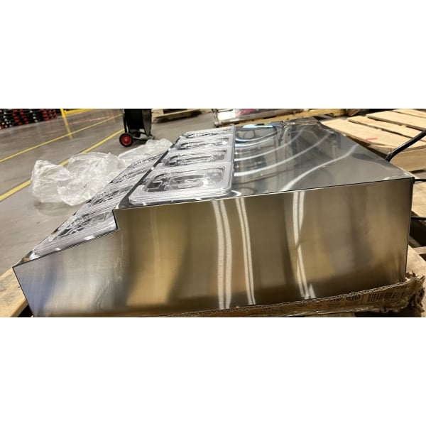 Scratch and Dent Avantco CPT-28-HC 28" Countertop Refrigerated Prep Rail