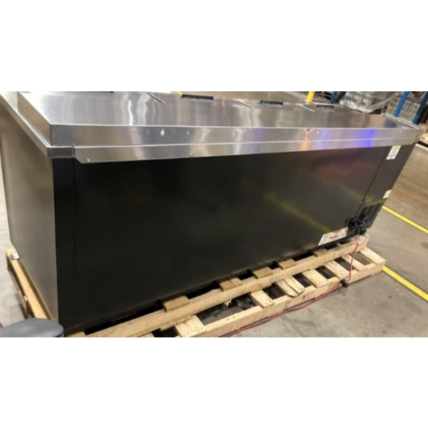 Scratch and Dent Beverage-Air DW94HC-B-29 95" Black Frosty Brew Deep Well Bottle Cooler