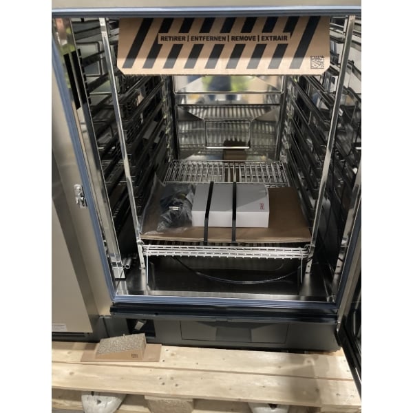 Scratch and Dent Rational iCombi Pro 10 Pan Full-Size Natural Gas Combi Oven - 208/240V, 1 Phase