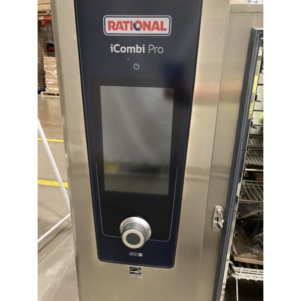 Scratch and Dent Rational iCombi Pro 10 Pan Full-Size Natural Gas Combi Oven - 208/240V, 1 Phase