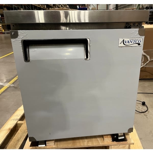 Scratch and Dent Avantco AU-27F 27" Undercounter Freezer