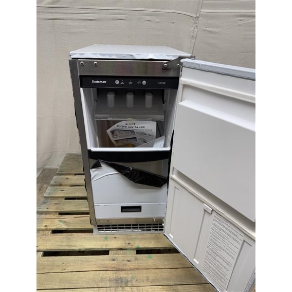 Scratch and Dent Scotsman CU50PAX-1A 14 7/8" Air-Cooled Undercounter Gourmet Cube Ice Machine with 26 lb. Storage Bin and Built-In Pump - 65 lb., 115V