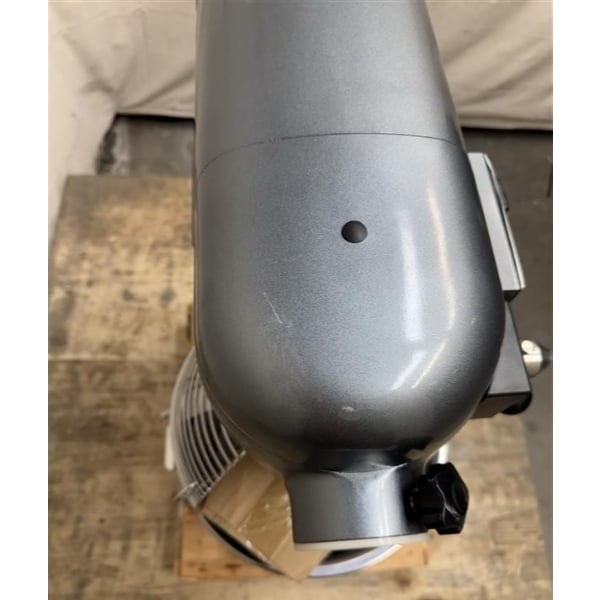 Scratch and Dent Avantco MX20WFB 20 Qt. Planetary Stand Mixer with Guard, Standard Accessories, & Flexible Silicone Blade Scraper - 120V, 1 1/2 hp