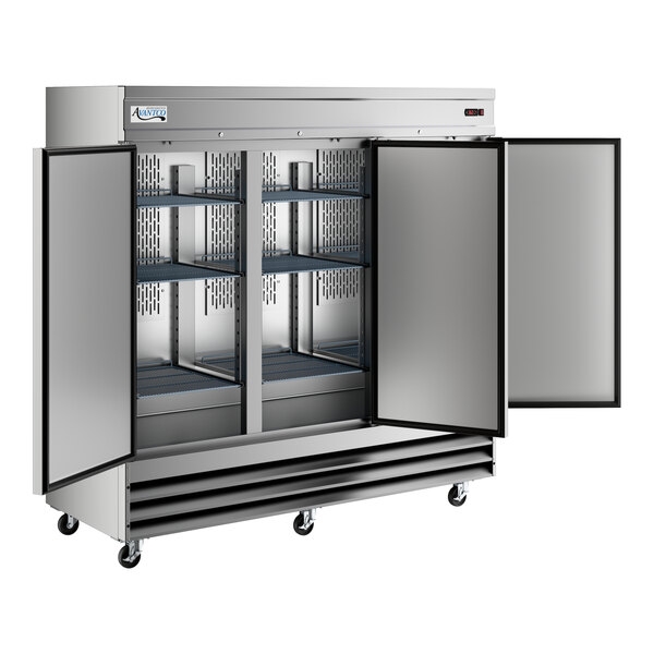 Scratch and Dent Avantco SS-3R-HC 81 5/16" Stainless Steel Solid Door Reach-In Refrigerator