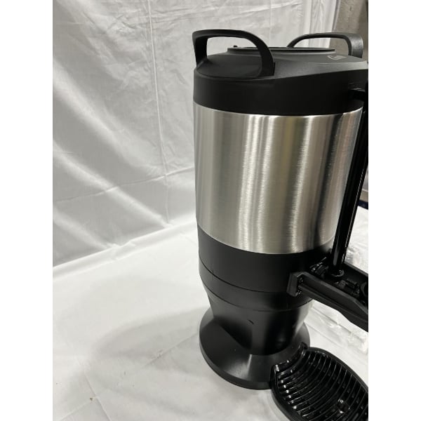 Scratch and Dent Curtis TXSG1501S600 ThermoPro 1.5 Gallon Vacuum Server with Stylized Base