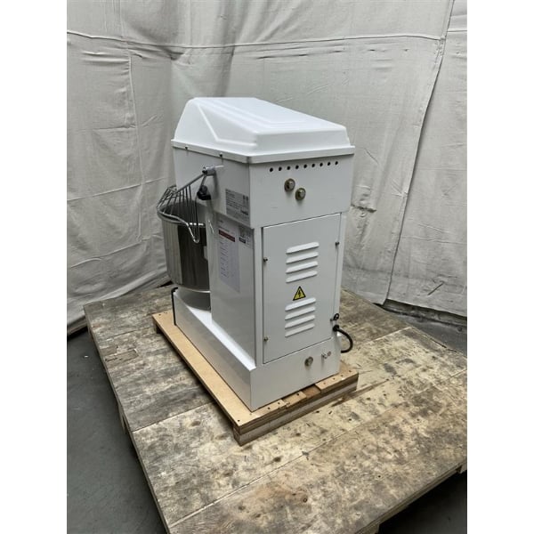 Scratch and Dent Estella SM30 30 Qt. / 42 lb. Two-Speed Spiral Dough Mixer - 120V, 2 hp
