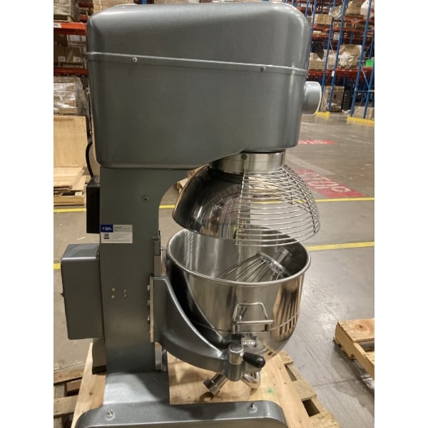 Scratch and Dent Avantco MX40H 40 Qt. Planetary Floor Mixer with Guard & Standard Accessories - 240V, 2 hp